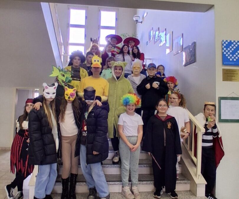 Pokladni utorak u OŠ Pirovac – škola pod maskama, ali s osmijehom do ušiju